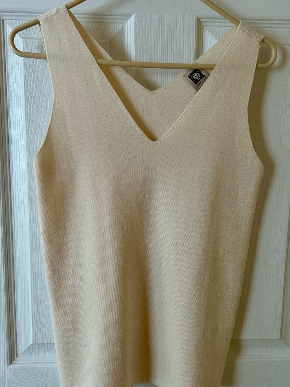 Anne Klein Cream Knit V-Neck Dressy Tank Top